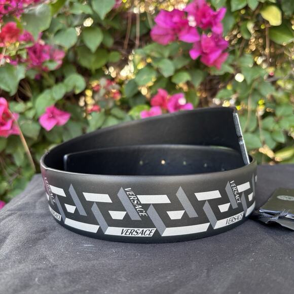 Versace La Greca Print Leather Belt Black Sz 70 28